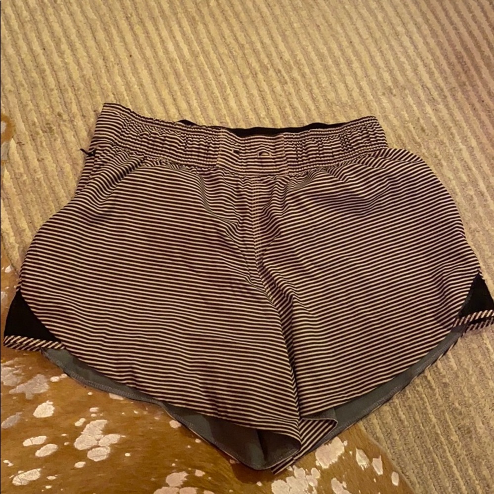 LULULEMON Striped shorts (style no longer sold)